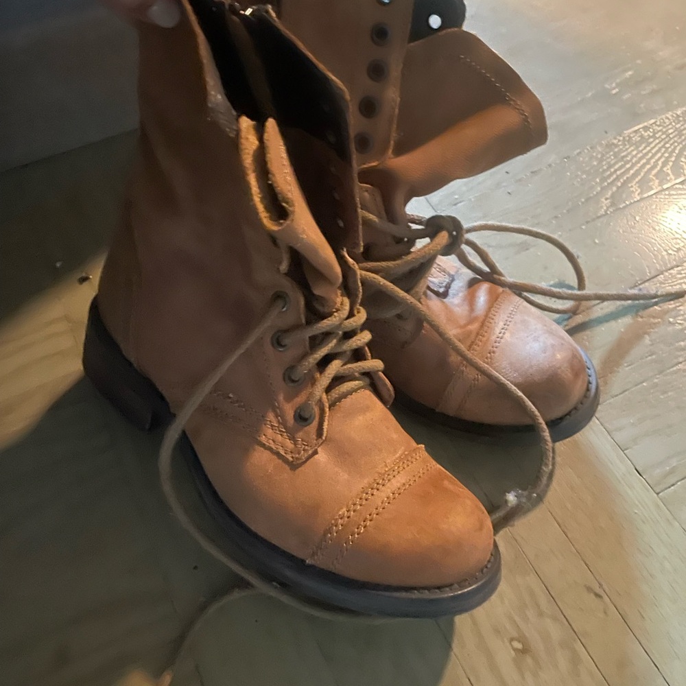 Womens Tan Leather Boots - Picture 2 of 2